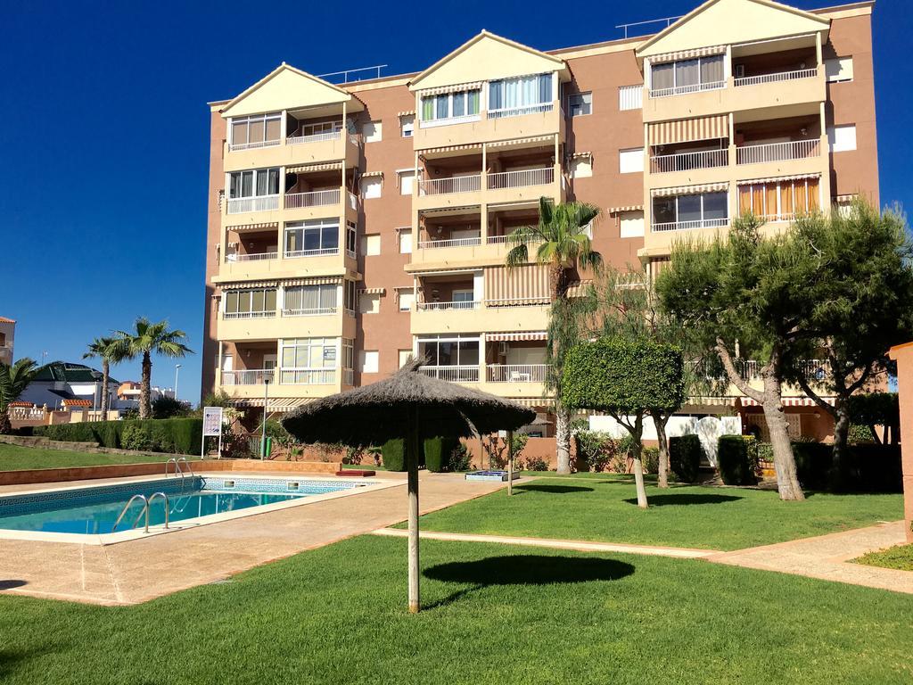 Apartamentos Arenales Del Sol II Екстериор снимка