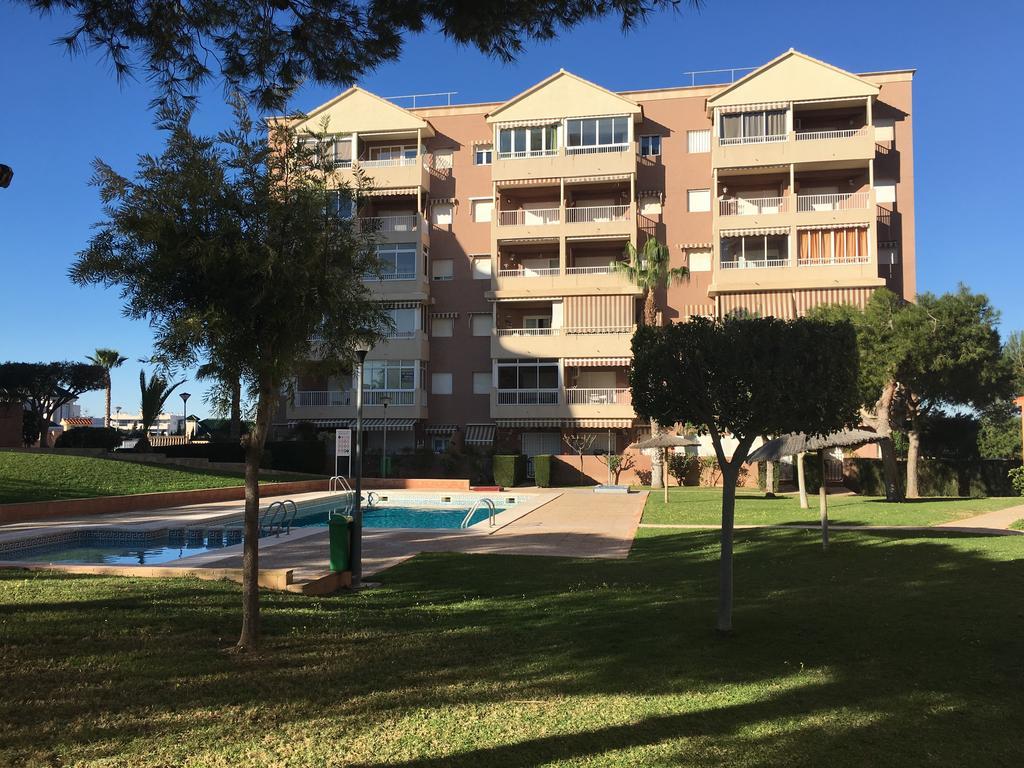 Apartamentos Arenales Del Sol II Екстериор снимка